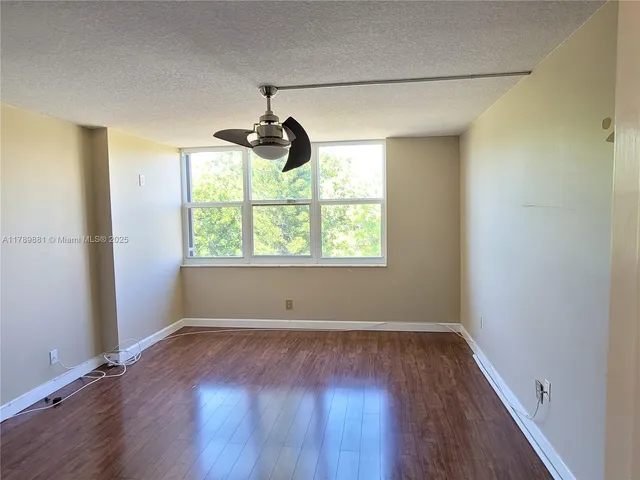 $125,000 | 7080 Environ Boulevard, Unit 424, Lauderhill, FL 33319