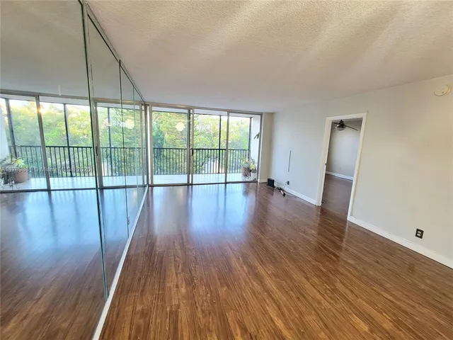 $125,000 | 7080 Environ Boulevard, Unit 424, Lauderhill, FL 33319