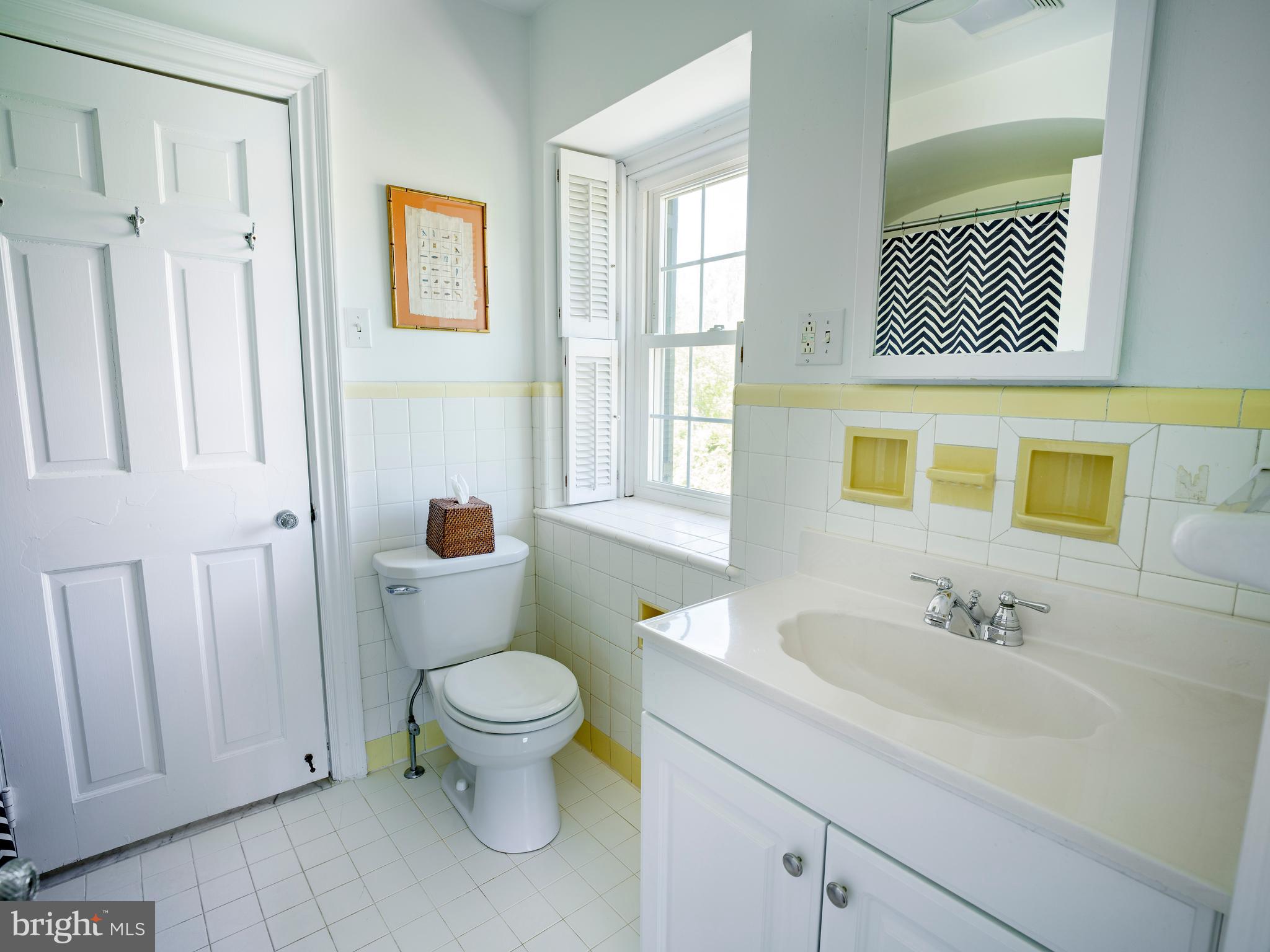 454 Moreno Road Wynnewood, PA 19096 - Photo 33 of 46 Bathroom 3