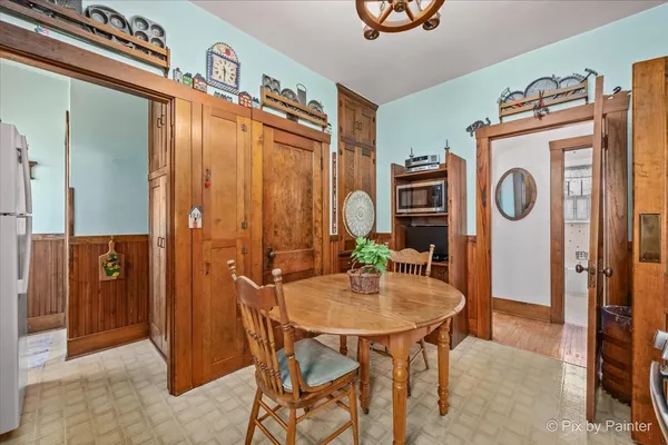 $294,108 | 92 Hawley Avenue, West Dundee, IL 60118
