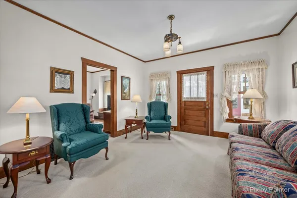 $294,108 | 92 Hawley Avenue, West Dundee, IL 60118