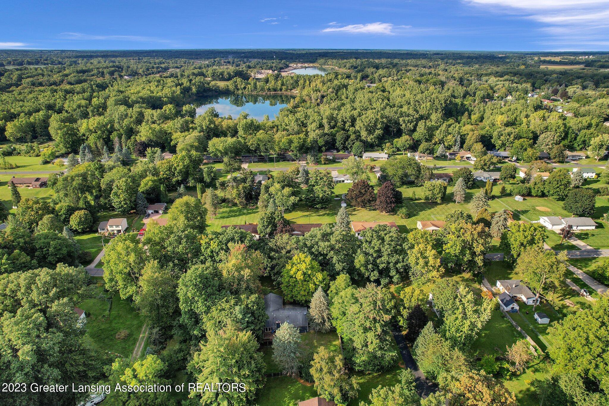 1270 Boichot Road Lansing, MI 48906 - Photo 34 of 41 4-web-or-mls-Open Ended Media-4