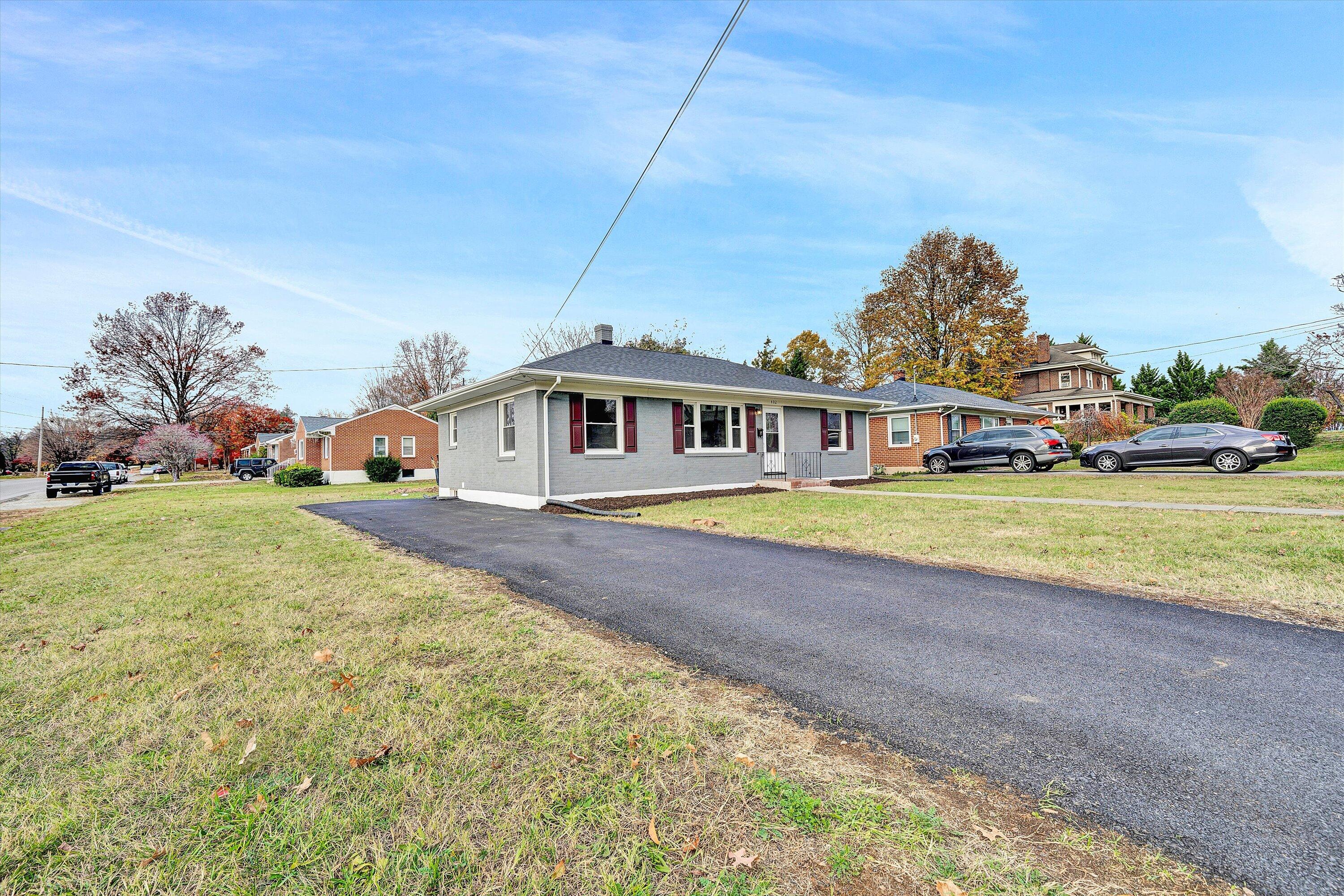 402 Fugate Road Northeast Roanoke, VA 24012 - Photo 27 of 28 27-DSC00208