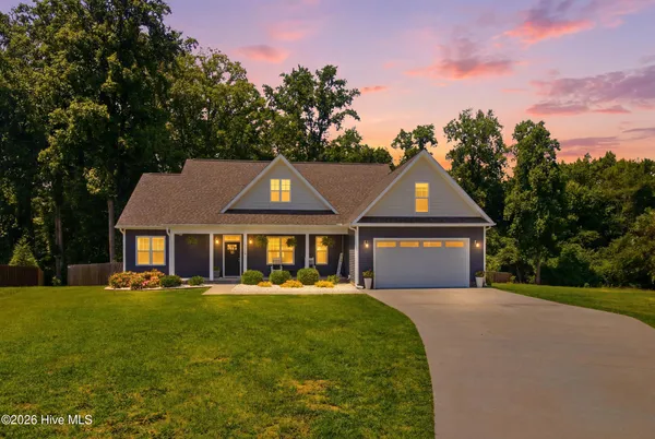 $409,900 | 1702 Happy Trl Court, Greenville, NC 27834