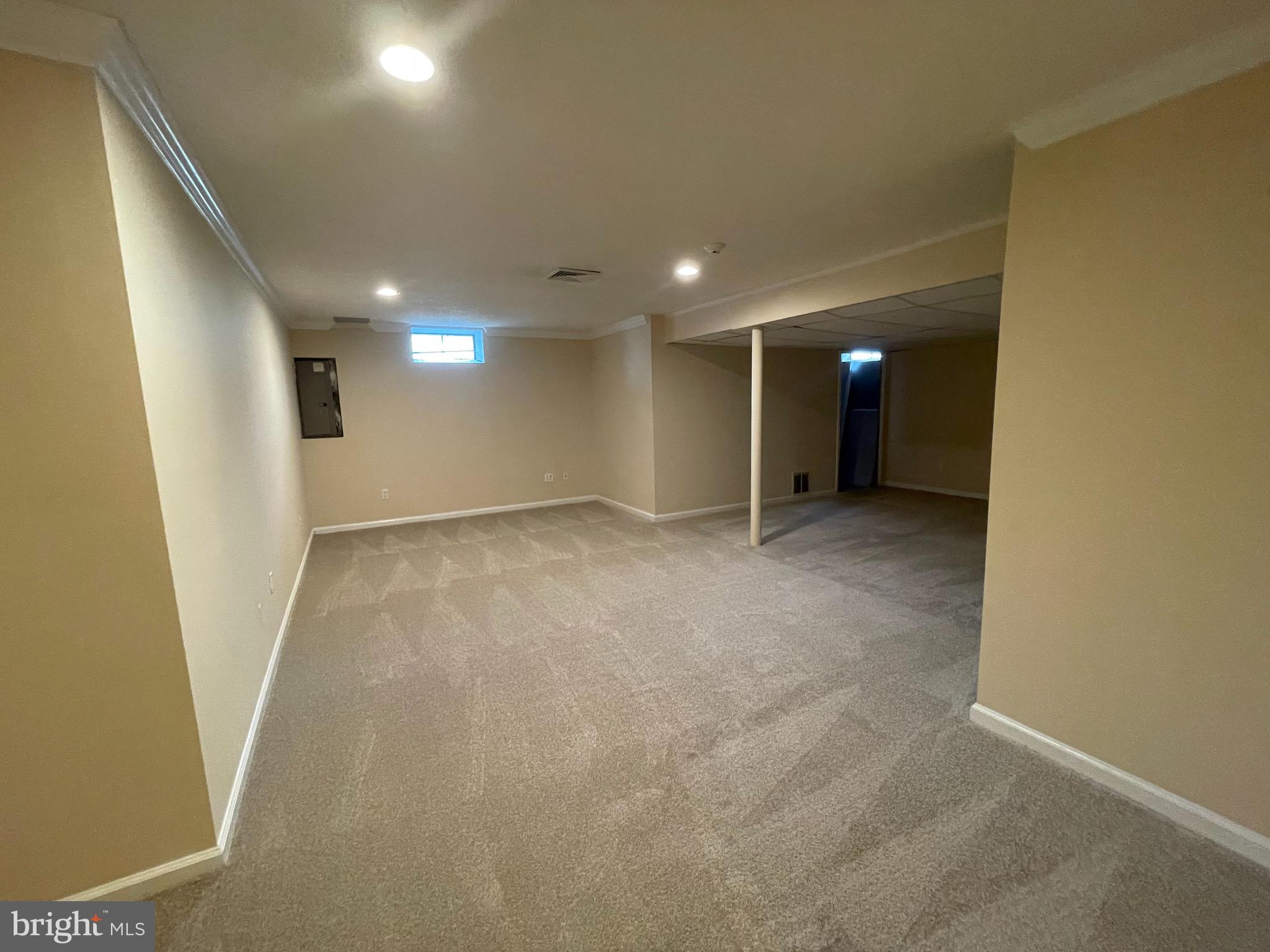 8 Mullen Drive Sicklerville, NJ 08081 - Photo 39 of 47 Finished basement