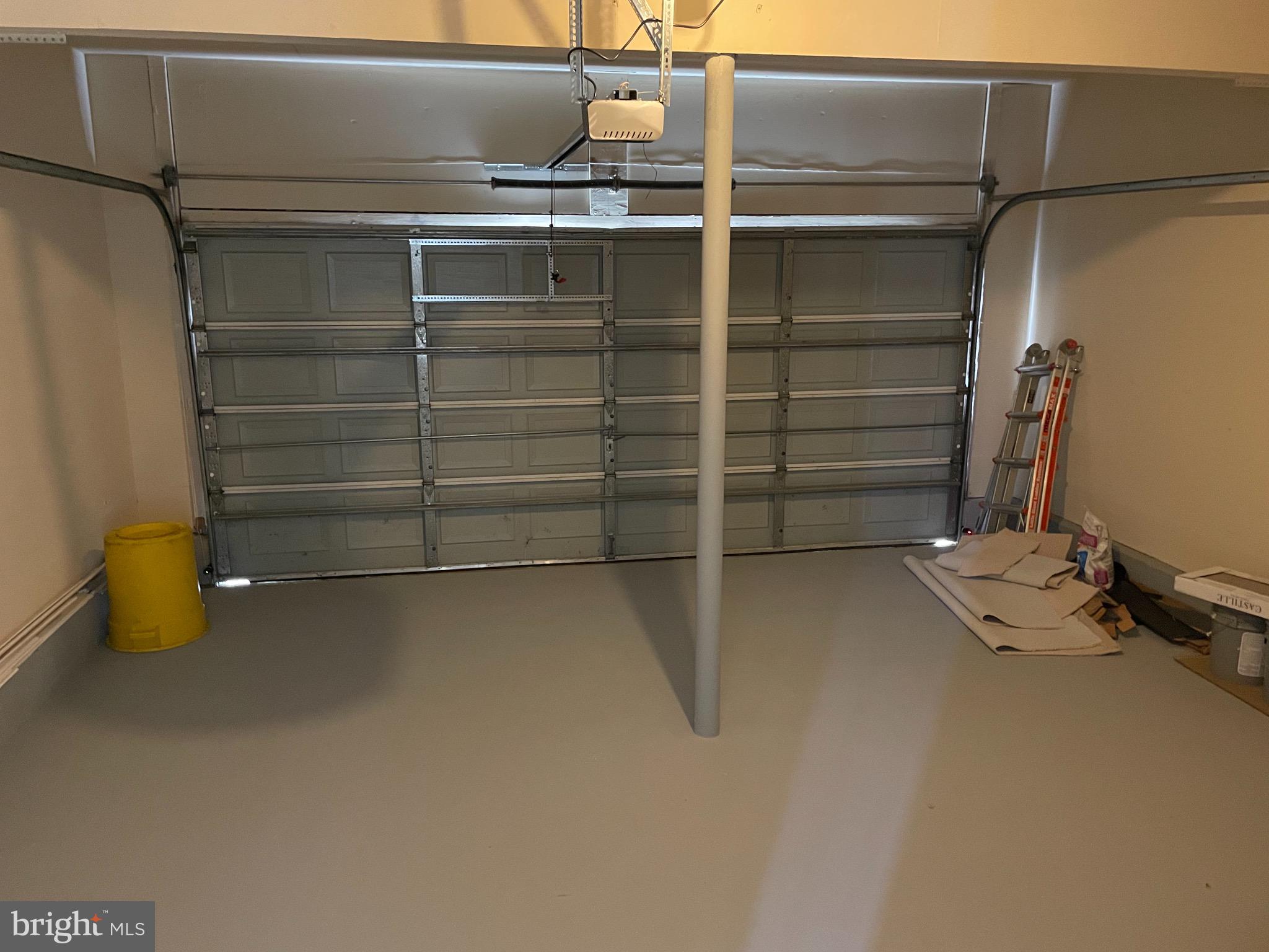 8 Mullen Drive Sicklerville, NJ 08081 - Photo 42 of 47 Garage