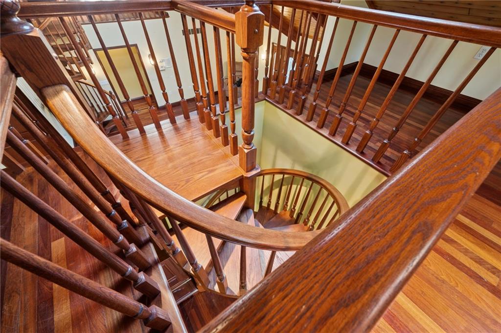 260 Jennie Drive Irwin, PA 15642 - Photo 17 of 49 a view of stairs