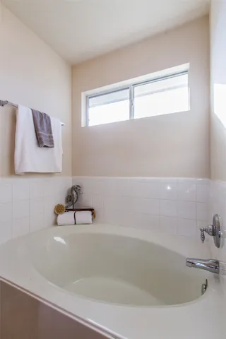 $1,900 | 14202 Ballfour Park Lane, Houston, TX 77047