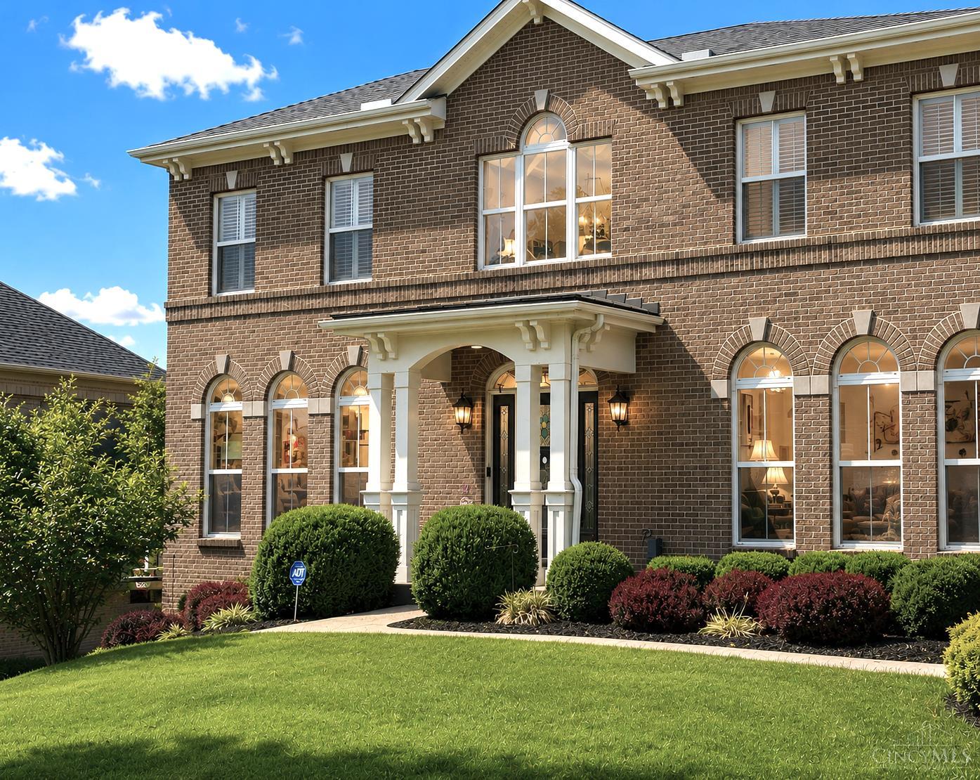 2325 Estate Ridge Drive Cincinnati, OH 45244 - Photo 4 of 73