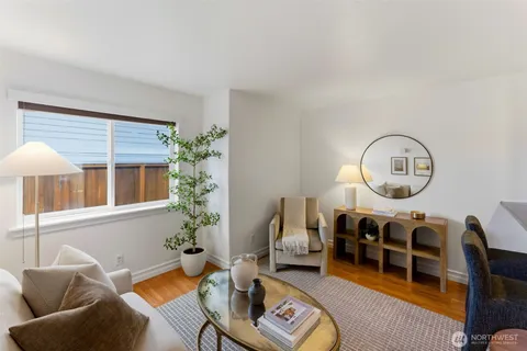 $319,950 | 2611 6th Avenue, Unit A, Tacoma, WA 98406