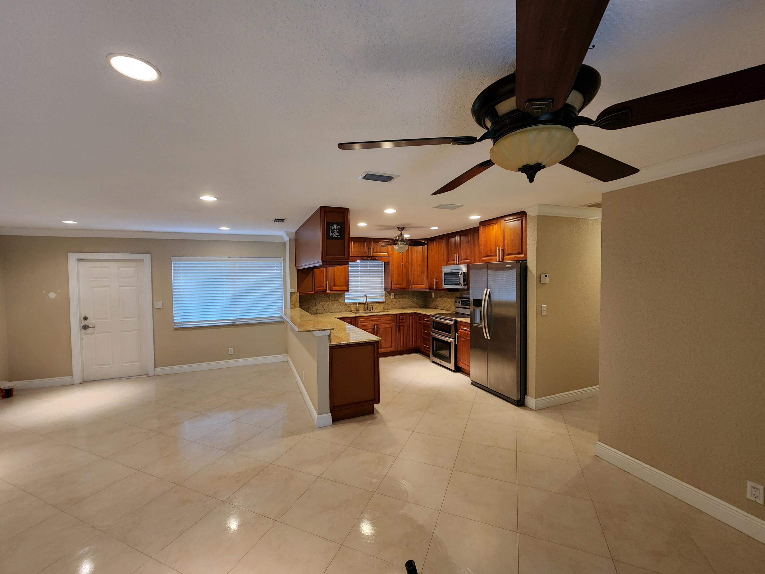 1960 North Conference Drive Boca Raton, FL 33486 - Photo 2 of 31 20220511_165814