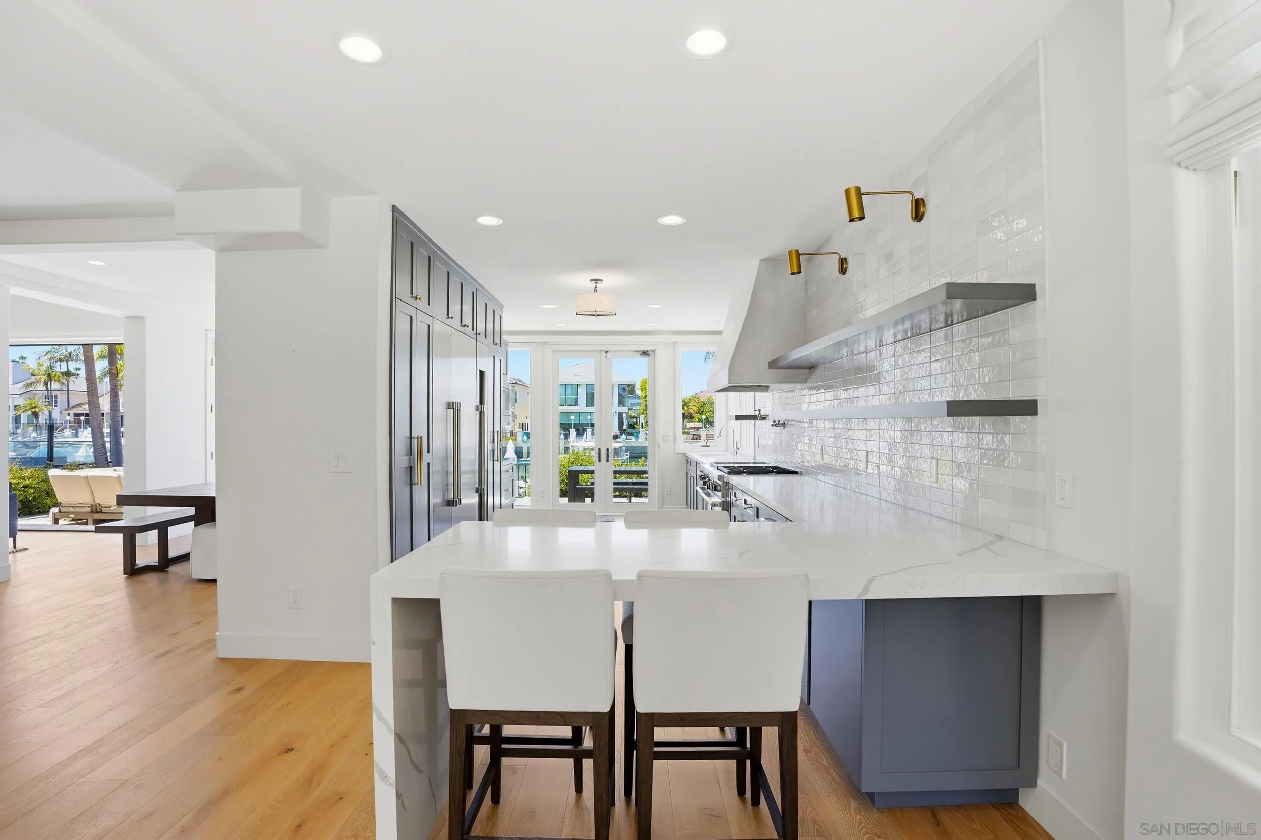 40 Spinnaker Way Coronado, CA 92118 - Photo 11 of 51