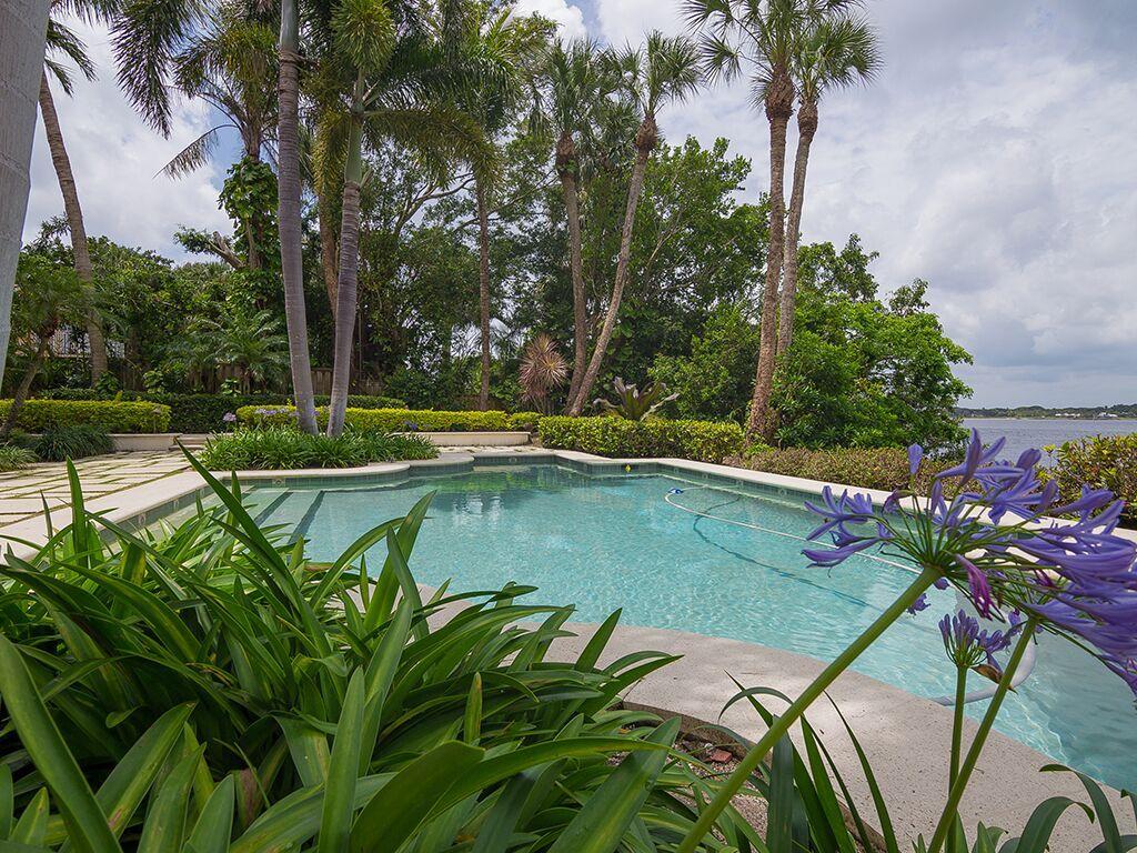 71 North River Road Sewall's Point, FL 34996 - Photo 9 of 74 WATER VIEW