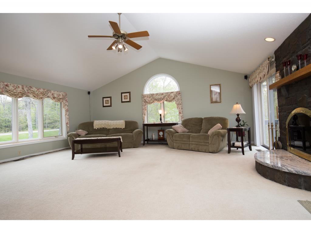 30 Greenwich Road Litchfield, NH 03052 - Photo 6 of 28
