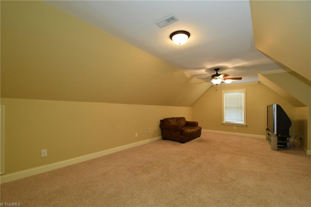 5557 Salem View Road Pfafftown, NC 27040 - Photo 13 of 20 Gallery Image 13