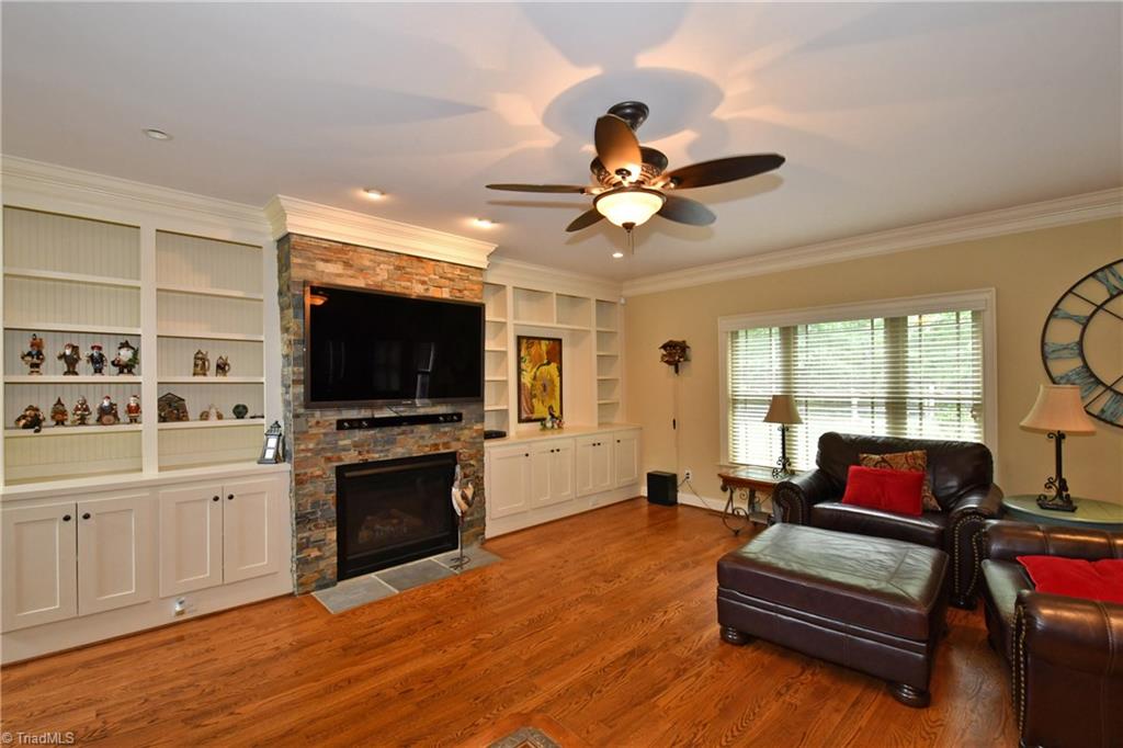 5557 Salem View Road Pfafftown, NC 27040 - Photo 4 of 20 Gallery Image 4