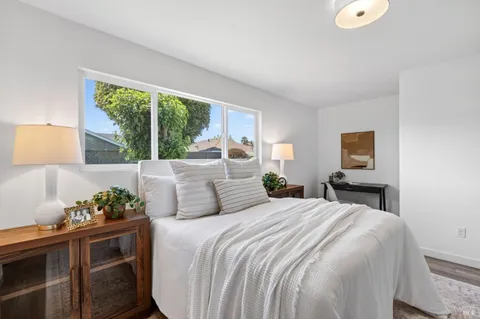 $997,000 | 309 Mountain View Drive, Healdsburg, CA 95448