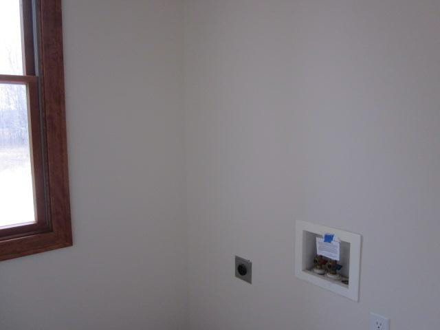 13198 Tuttle Hill Road Milan, MI 48160 - Photo 14 of 20 20343351-13.JPG