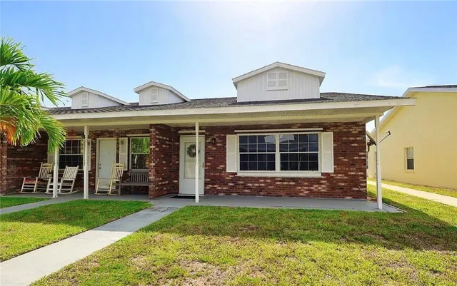 $1,900 | 8520 Highway 1, Unit G3, Micco, FL 32976