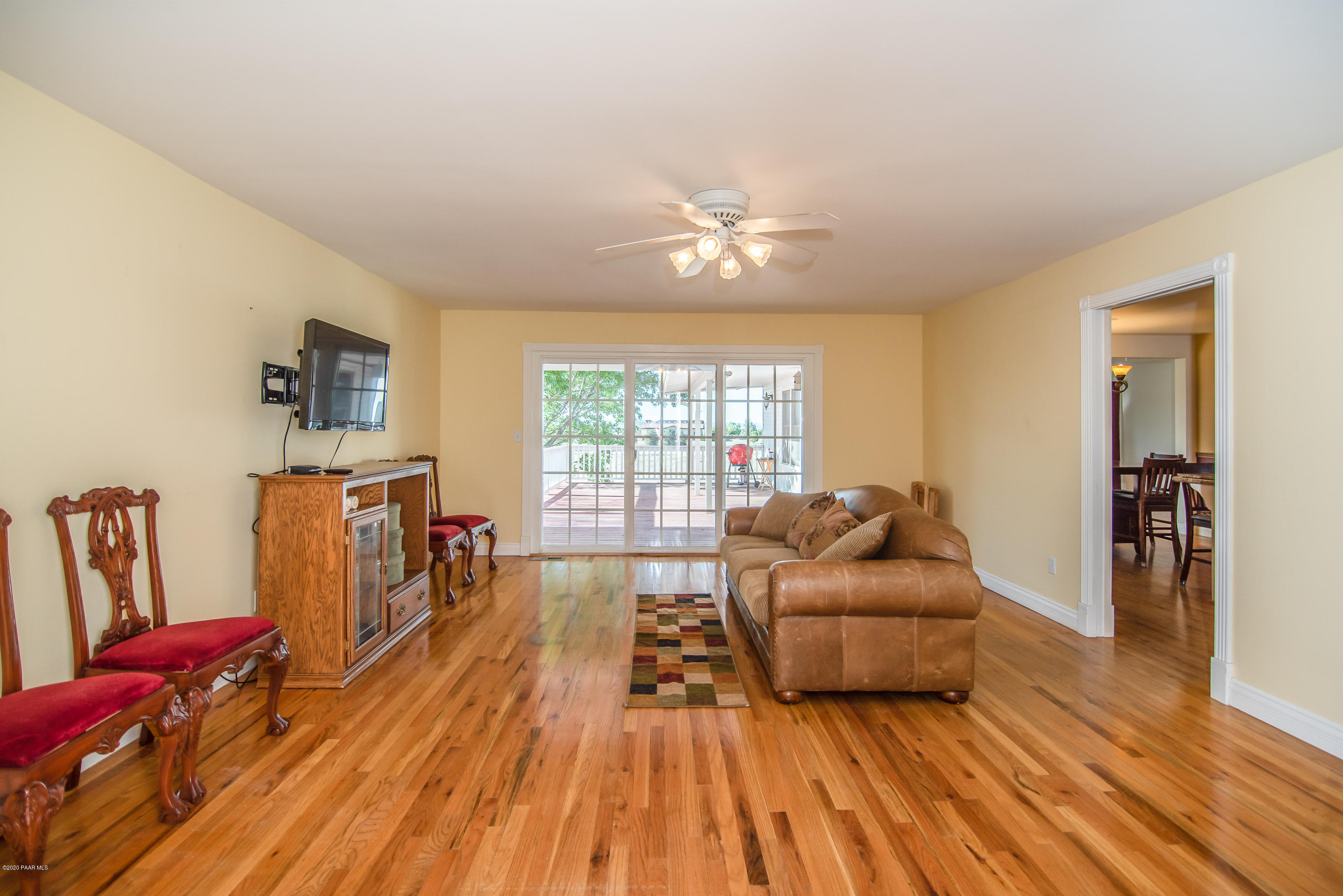 2350 West Sundial Road Chino Valley, AZ 86323 - Photo 15 of 49 Great Room