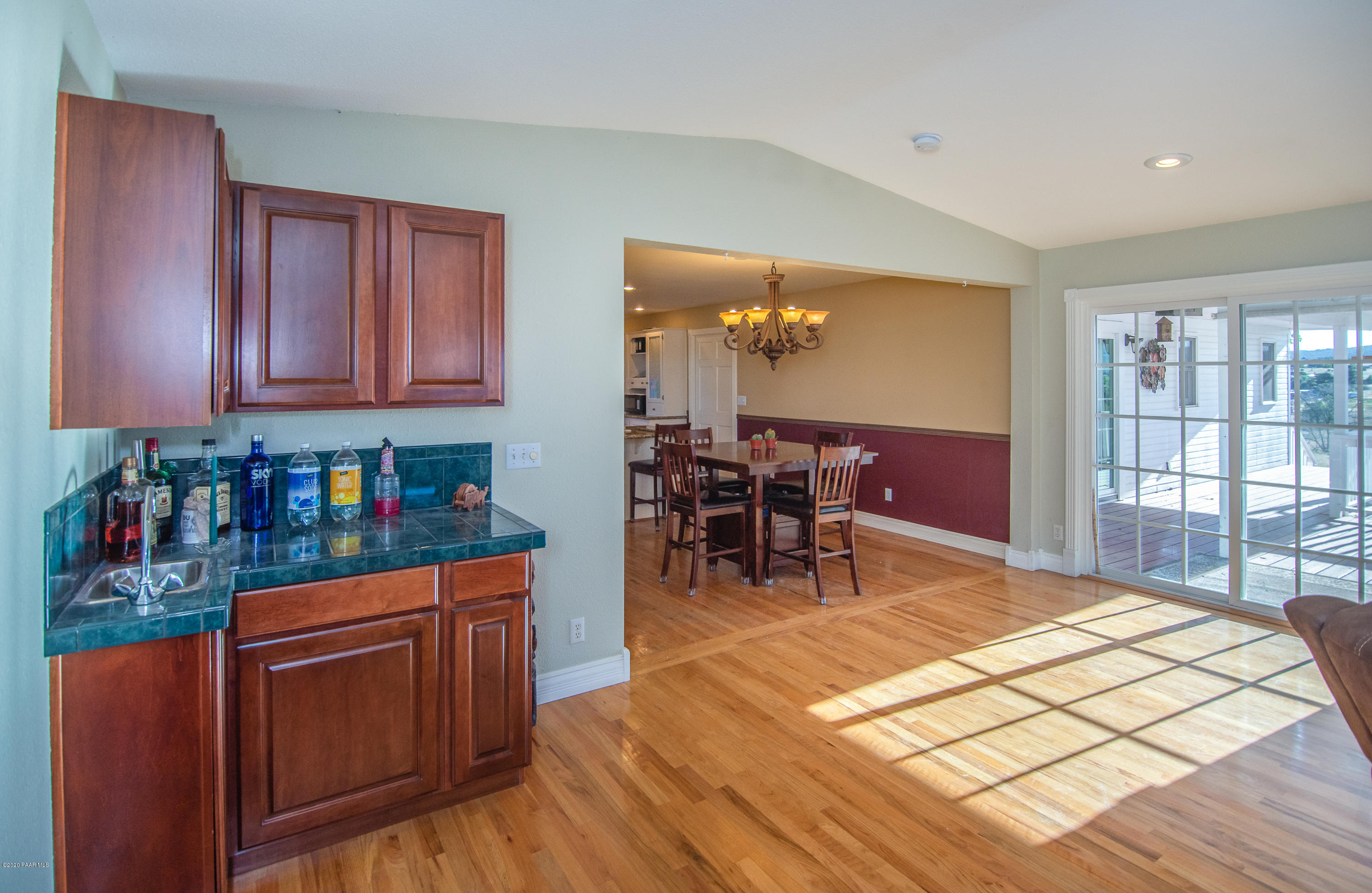 2350 West Sundial Road Chino Valley, AZ 86323 - Photo 19 of 49 Wet Bar