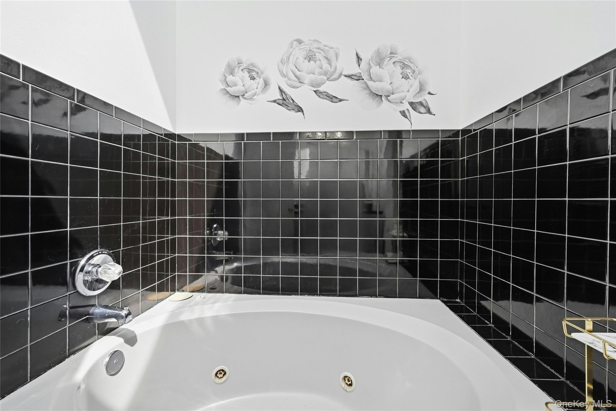 15 Birch Road Rocky Point, NY 11778 - Photo 17 of 30 Primary Bathroom
