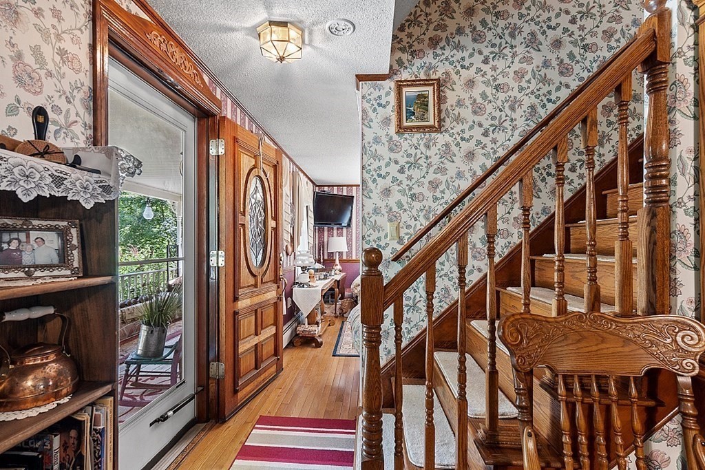 323 Wares Road Ashby, MA 01431 - Photo 7 of 42
