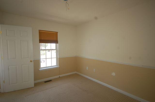 6620 Wendover Road Roanoke, VA 24019 - Photo 20 of 25 BEDROOM 1