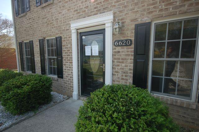 6620 Wendover Road Roanoke, VA 24019 - Photo 3 of 25 ENTRANCE