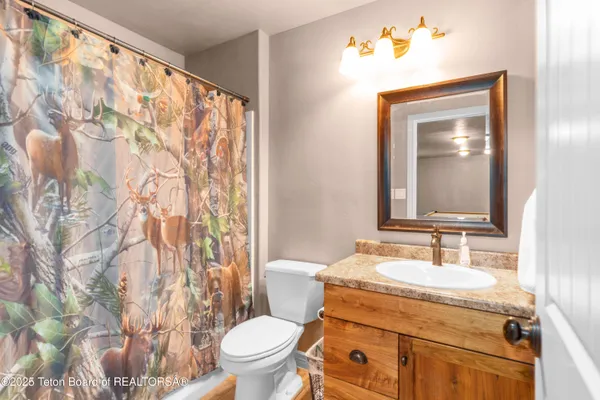 $1,150,000 | 247 Freedom Lane, Freedom, WY 83120