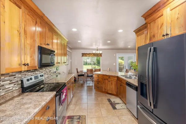 $1,150,000 | 247 Freedom Lane, Freedom, WY 83120