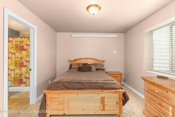 $1,150,000 | 247 Freedom Lane, Freedom, WY 83120