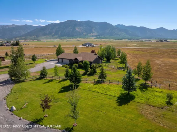 $1,150,000 | 247 Freedom Lane, Freedom, WY 83120