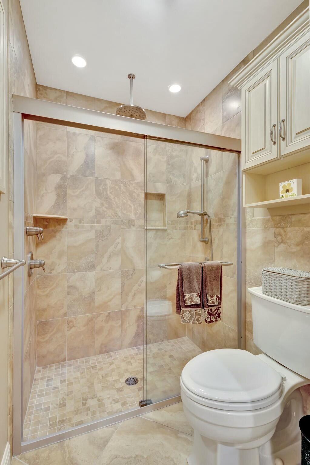 128 Ocean Dunes Circle Jupiter, FL 33477 - Photo 22 of 49 tempImageZVIByJ