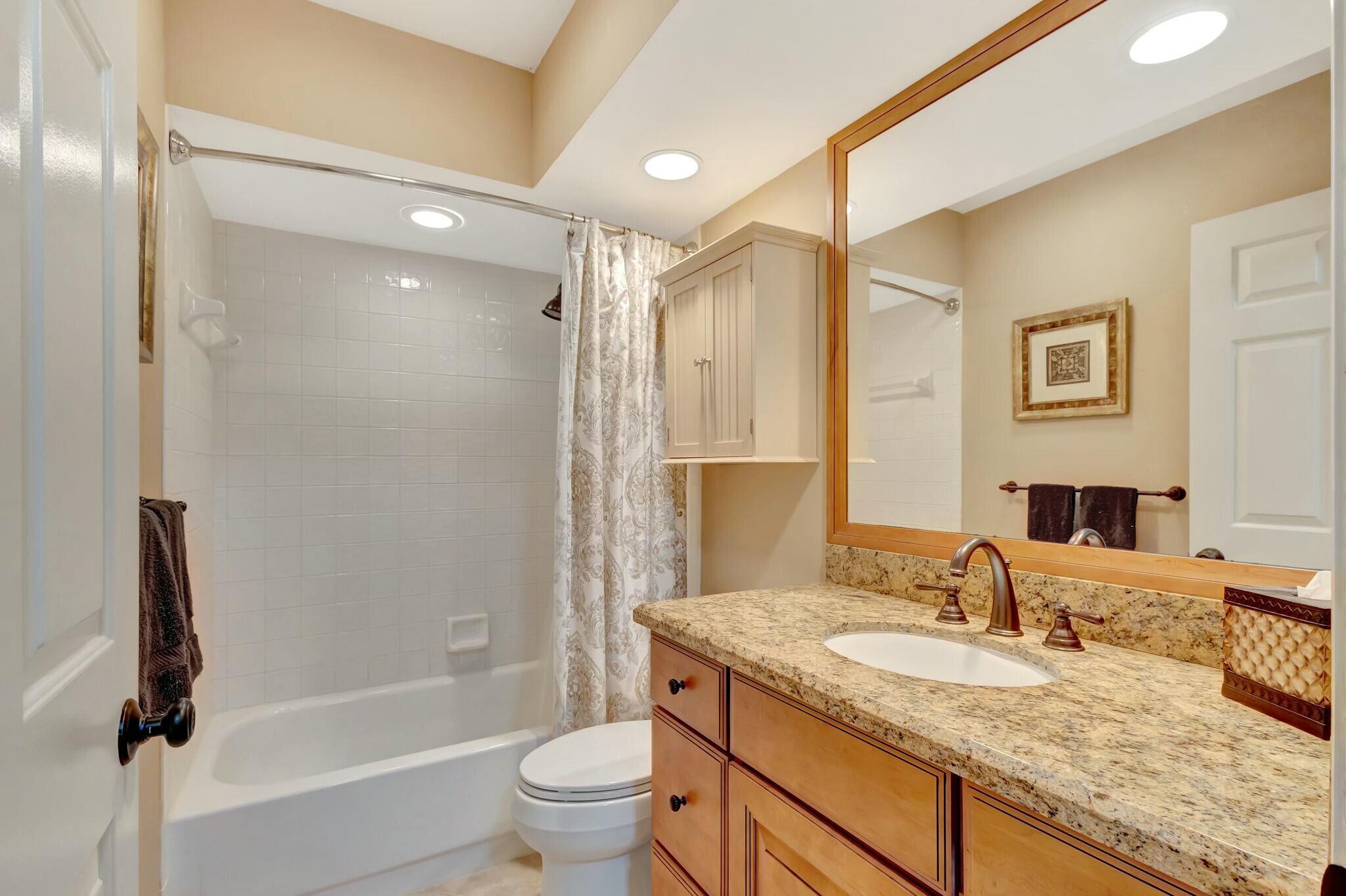 128 Ocean Dunes Circle Jupiter, FL 33477 - Photo 23 of 49 tempImageoJq02C