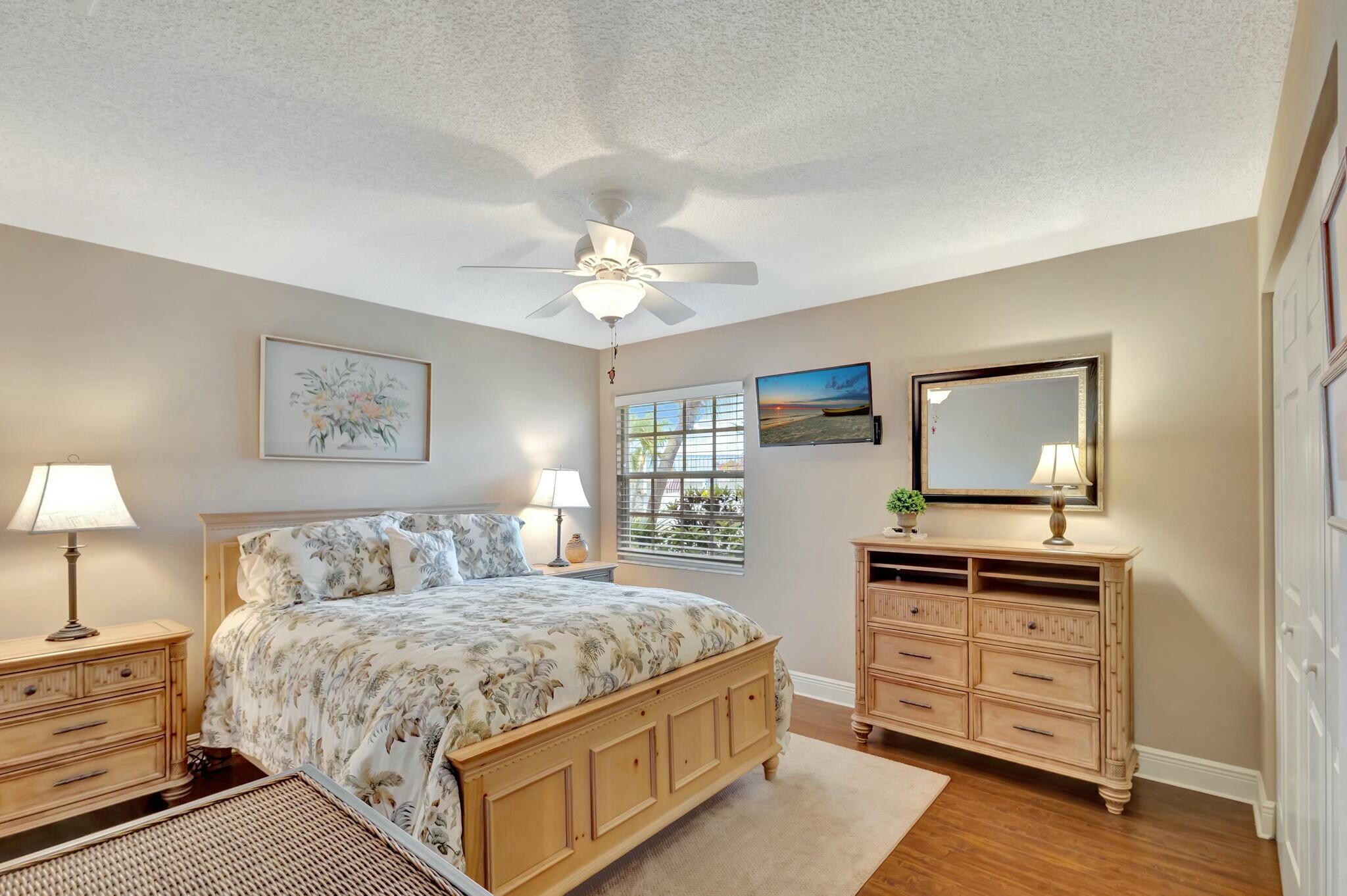 128 Ocean Dunes Circle Jupiter, FL 33477 - Photo 24 of 49 tempImagedU1xOj