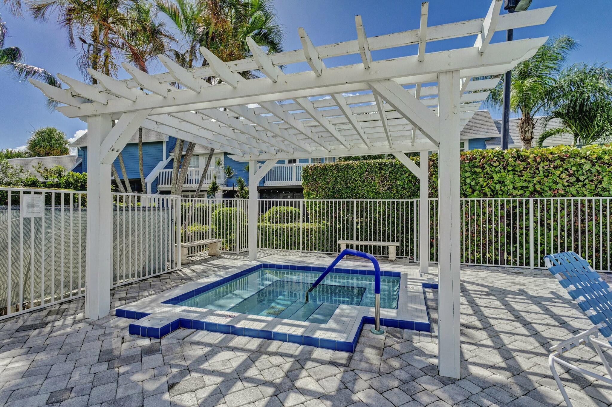 128 Ocean Dunes Circle Jupiter, FL 33477 - Photo 45 of 49 tempImagekeuvYW
