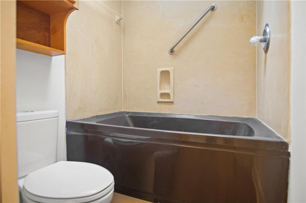 303 Raintree Place Pineville, LA 71360 - Photo 35 of 44