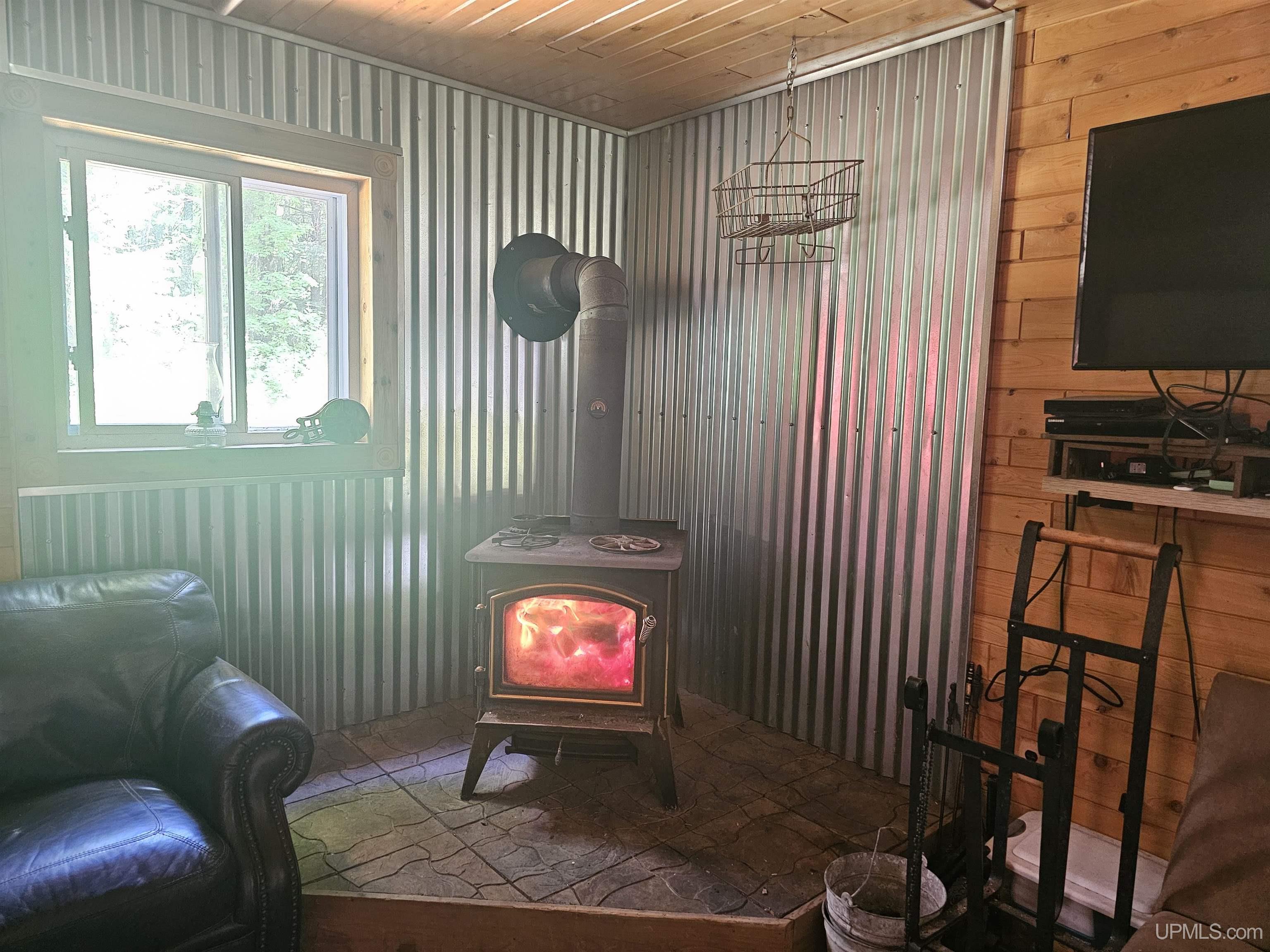 7450 Northwestern Road Big Bay, MI 49808 - Photo 14 of 58
