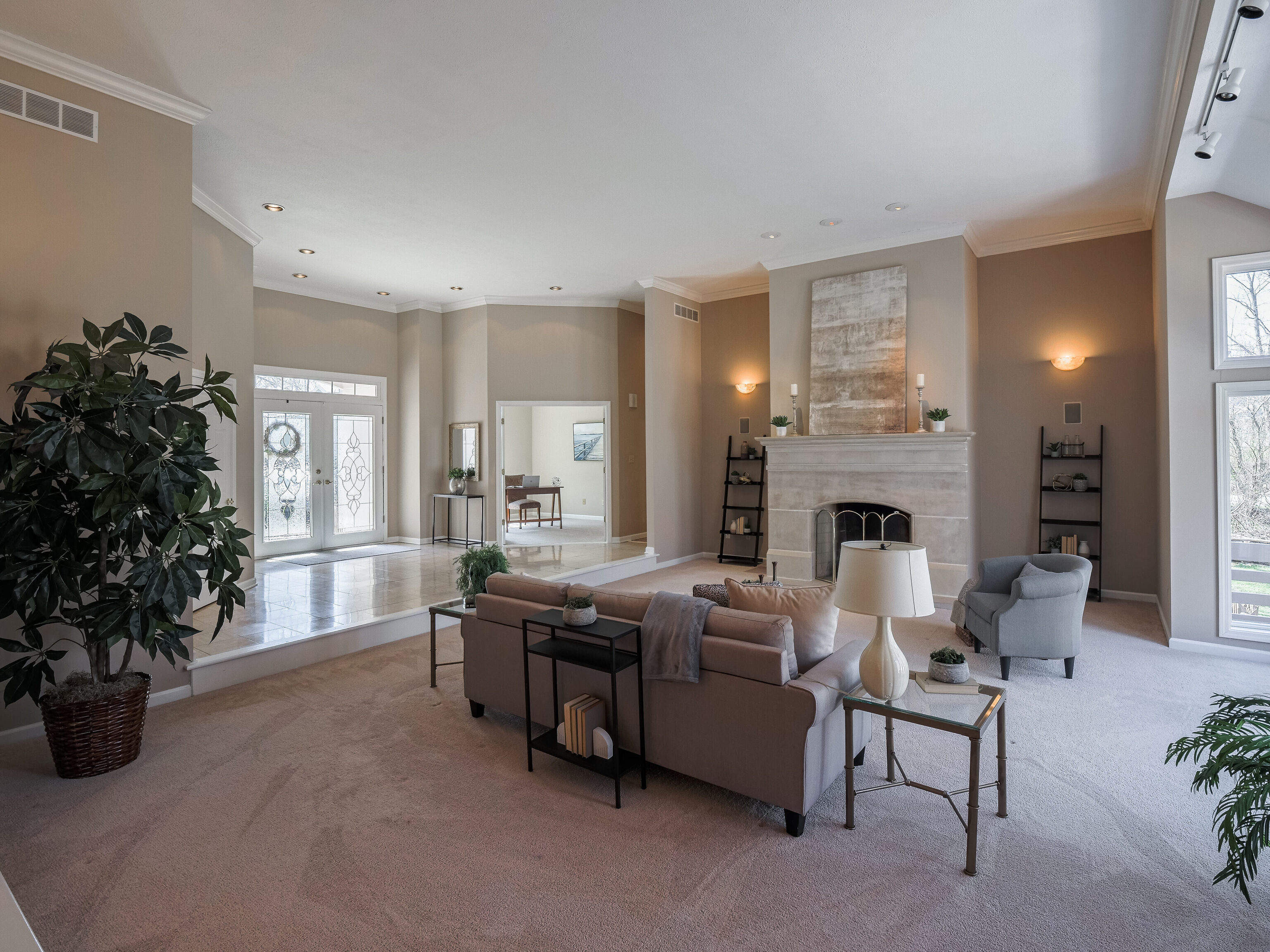 11650 Armada Court Fishers, IN 46037 - Photo 11 of 50