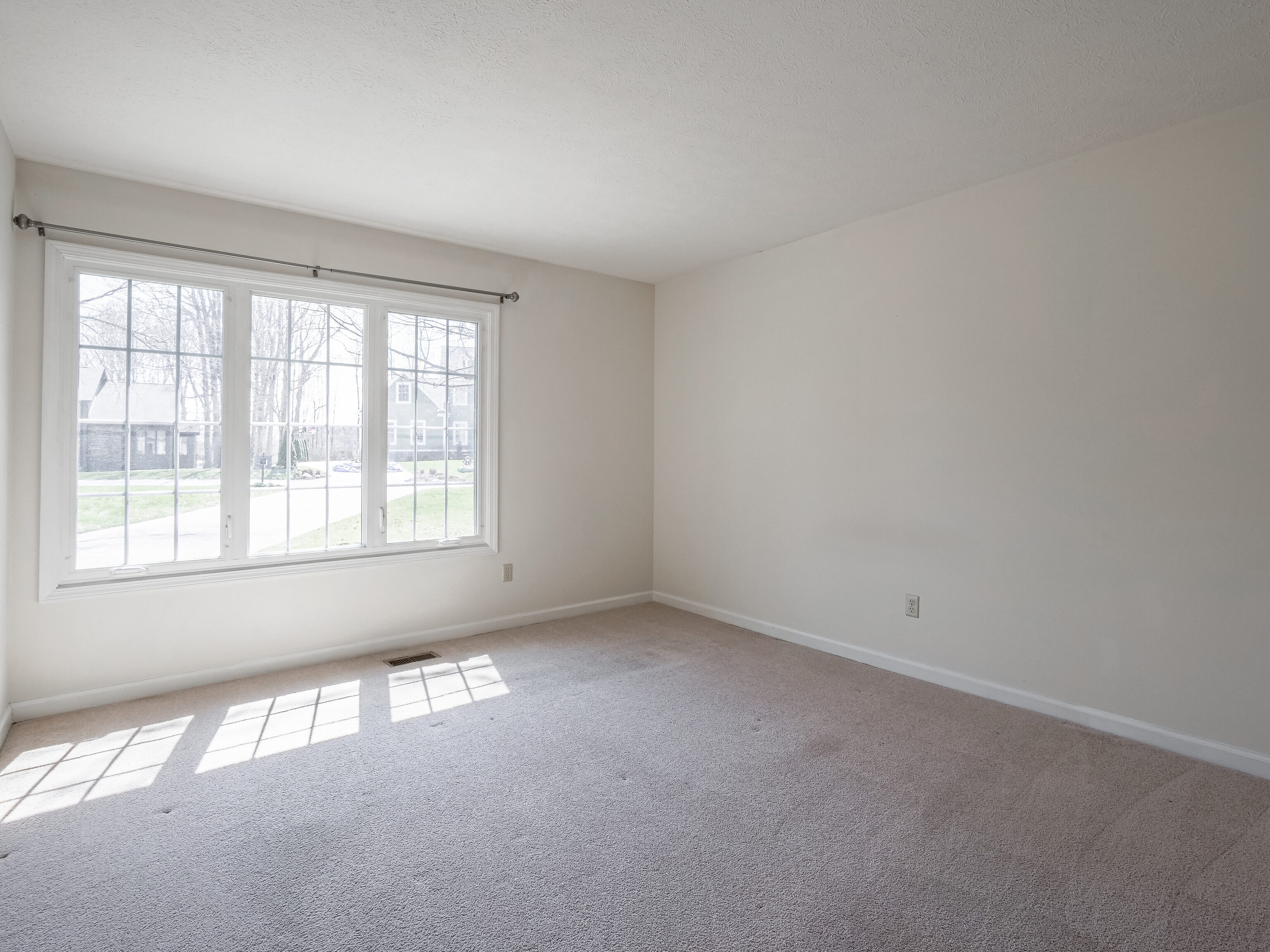 11650 Armada Court Fishers, IN 46037 - Photo 28 of 50