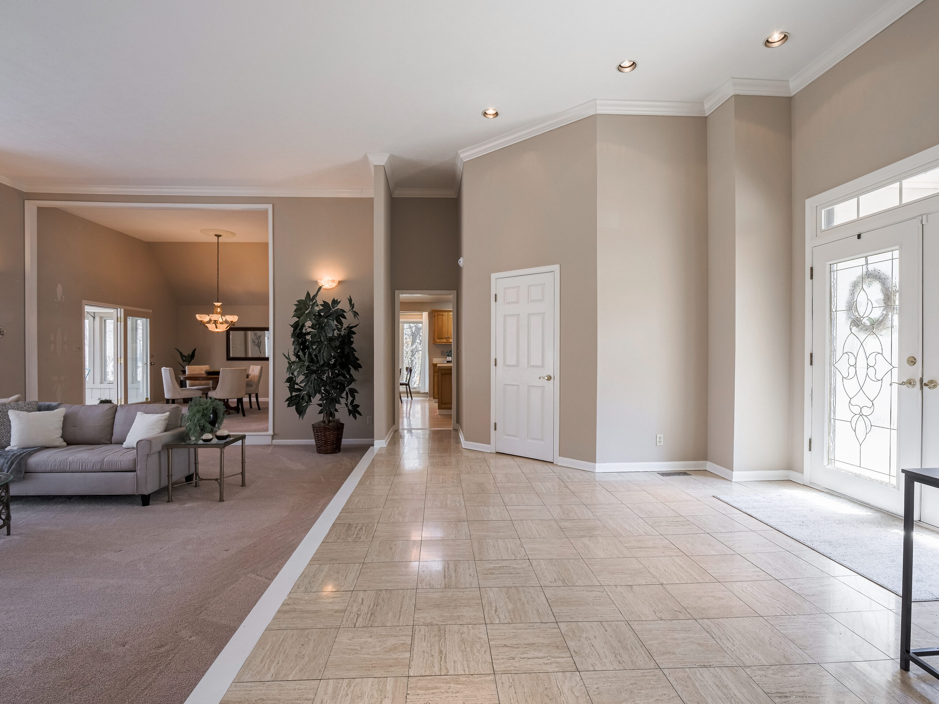 11650 Armada Court Fishers, IN 46037 - Photo 7 of 50