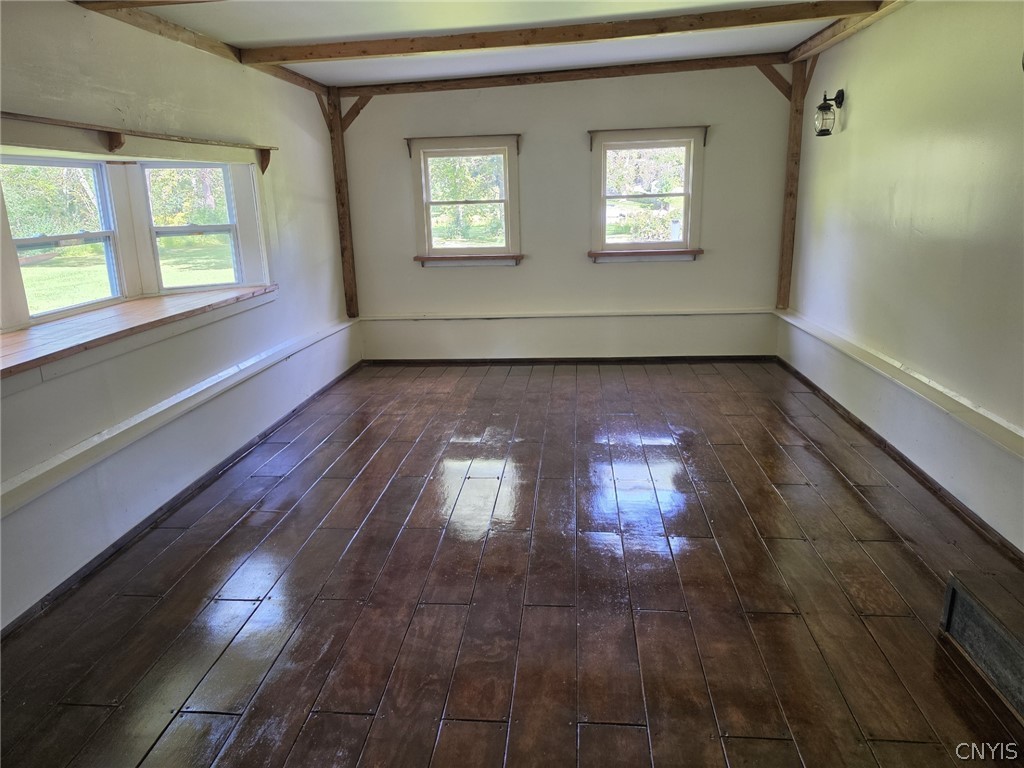 1041A Old State Rte 31 Elbridge, NY 13112 - Photo 17 of 32 Gallery Image 17