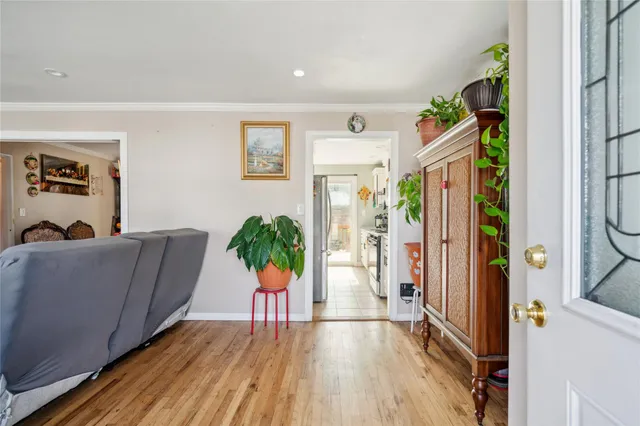 $850,000 | 117 Ocean Avenue, Massapequa Park, NY 11762