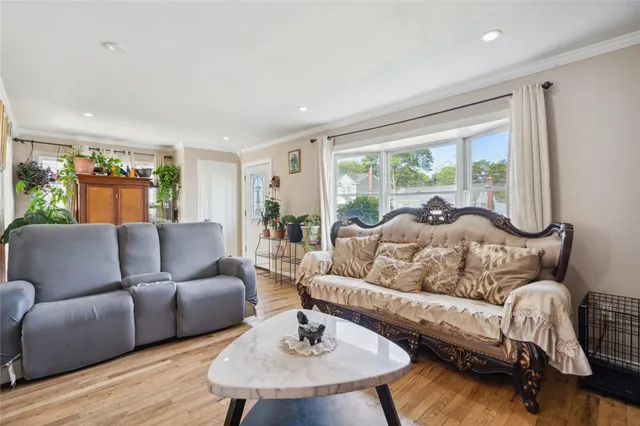 $850,000 | 117 Ocean Avenue, Massapequa Park, NY 11762