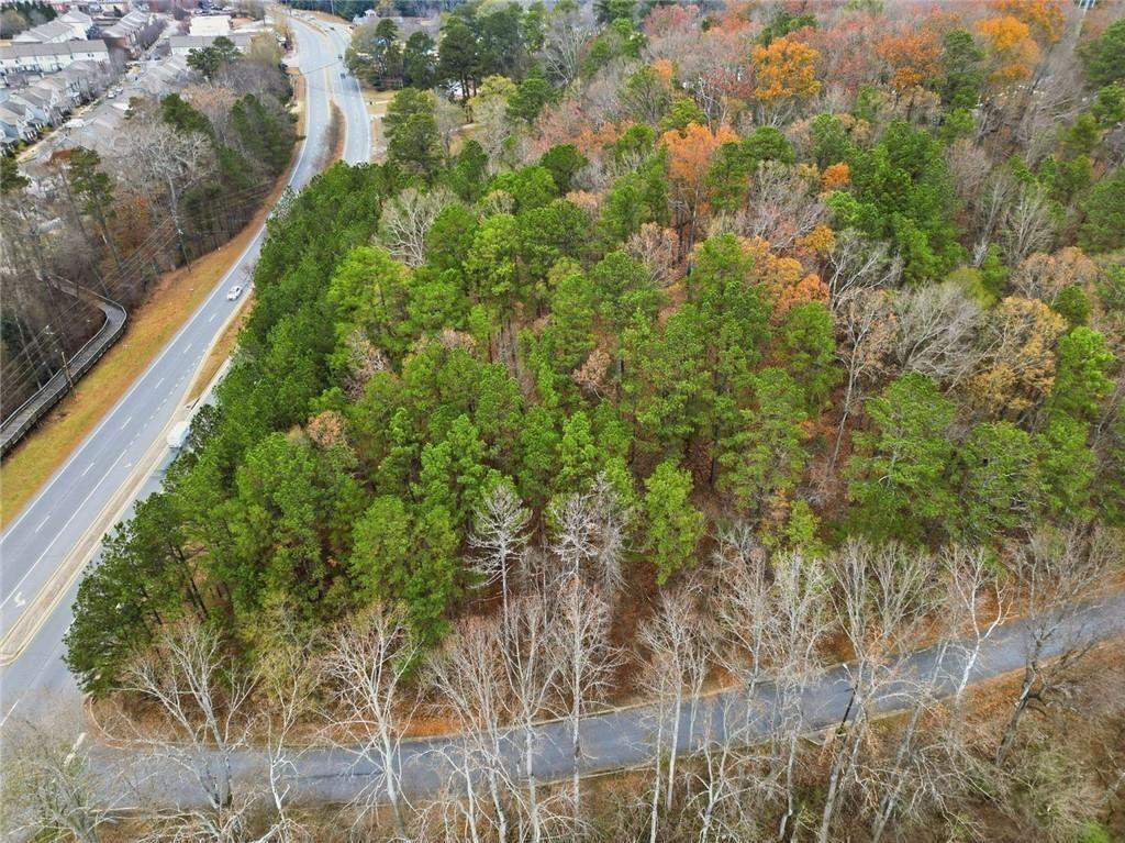 0 Mohawk Trail Suwanee, GA 30024 - Photo 8 of 17 a view of a garden