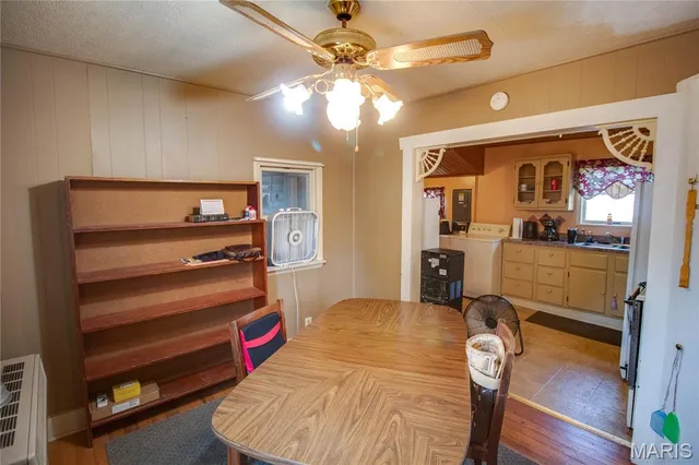 $49,500 | 525 Denby Street, Carlinville, IL 62626