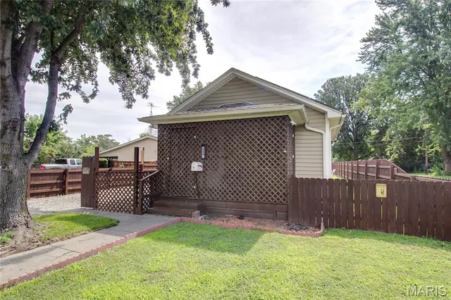 $49,500 | 525 Denby Street, Carlinville, IL 62626