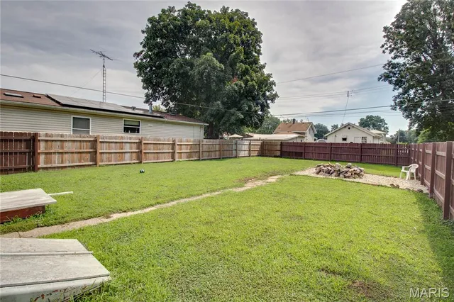 $49,500 | 525 Denby Street, Carlinville, IL 62626