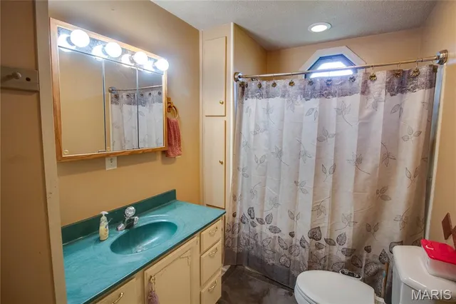 $49,500 | 525 Denby Street, Carlinville, IL 62626